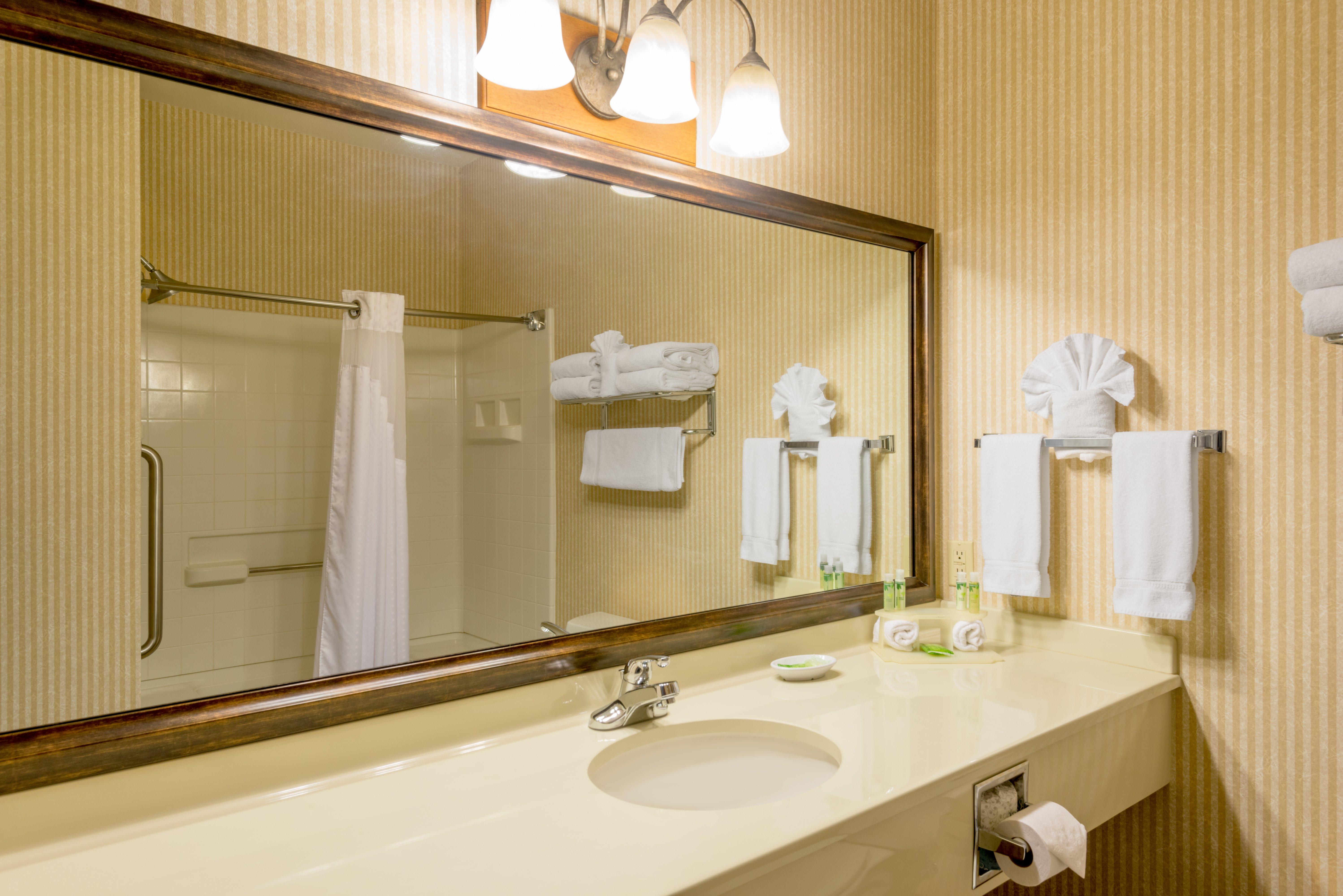 Holiday Inn Express Hotel & Suites Raton By Ihg Eksteriør billede