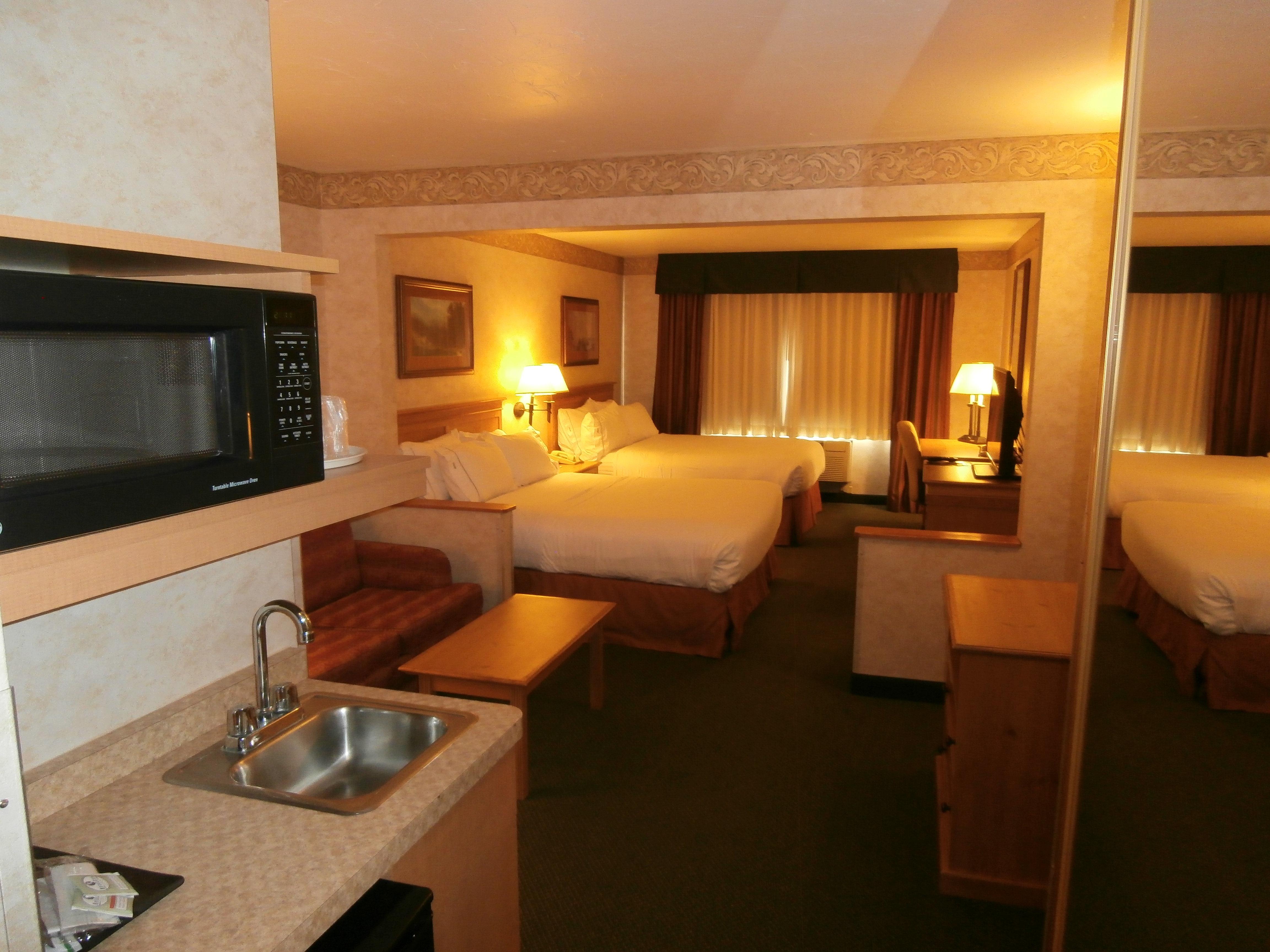 Holiday Inn Express Hotel & Suites Raton By Ihg Eksteriør billede