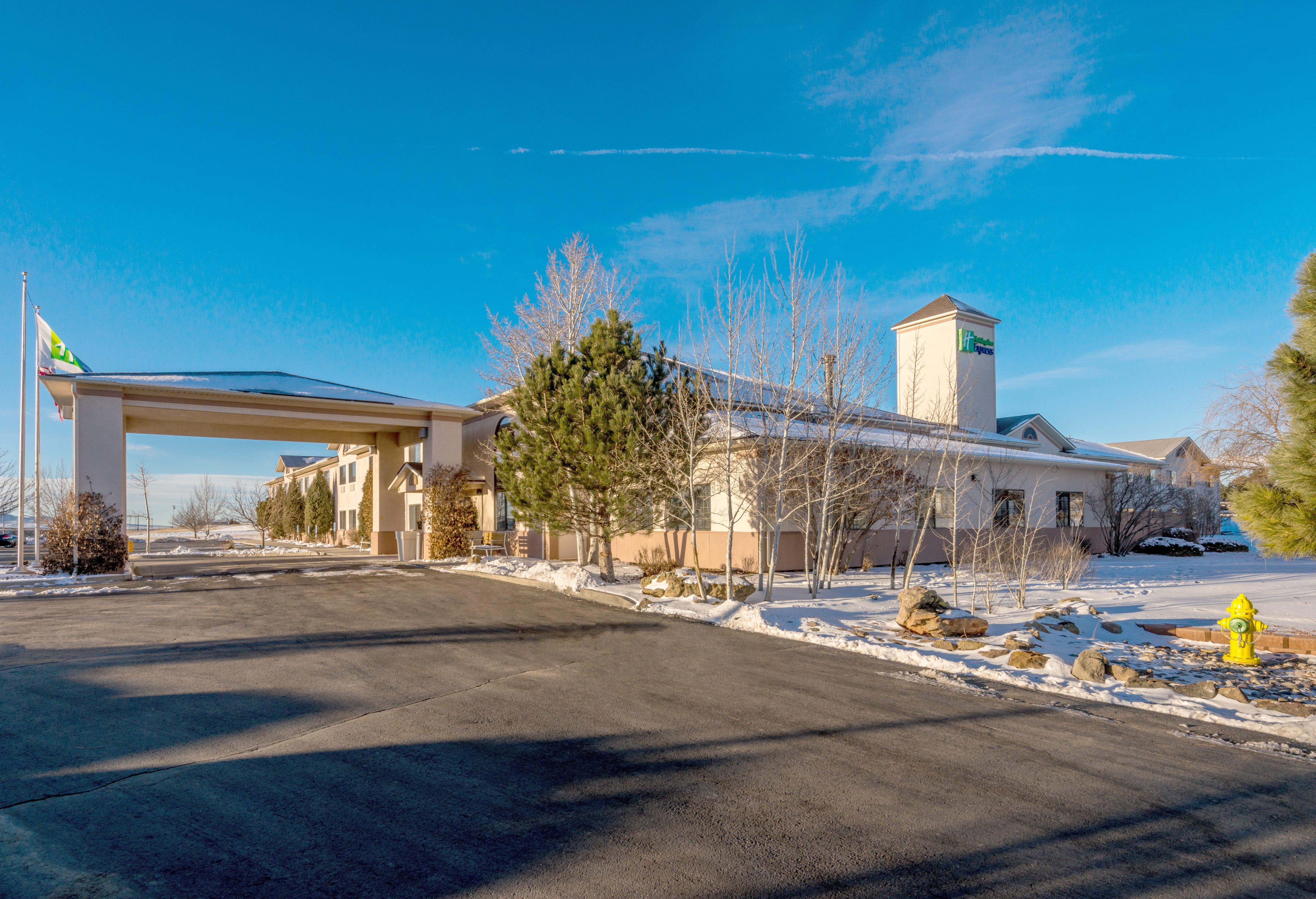 Holiday Inn Express Hotel & Suites Raton By Ihg Eksteriør billede
